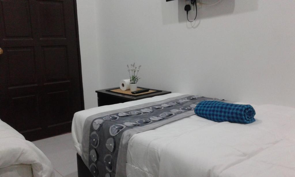 Best Seven Inn Kuah Chambre photo