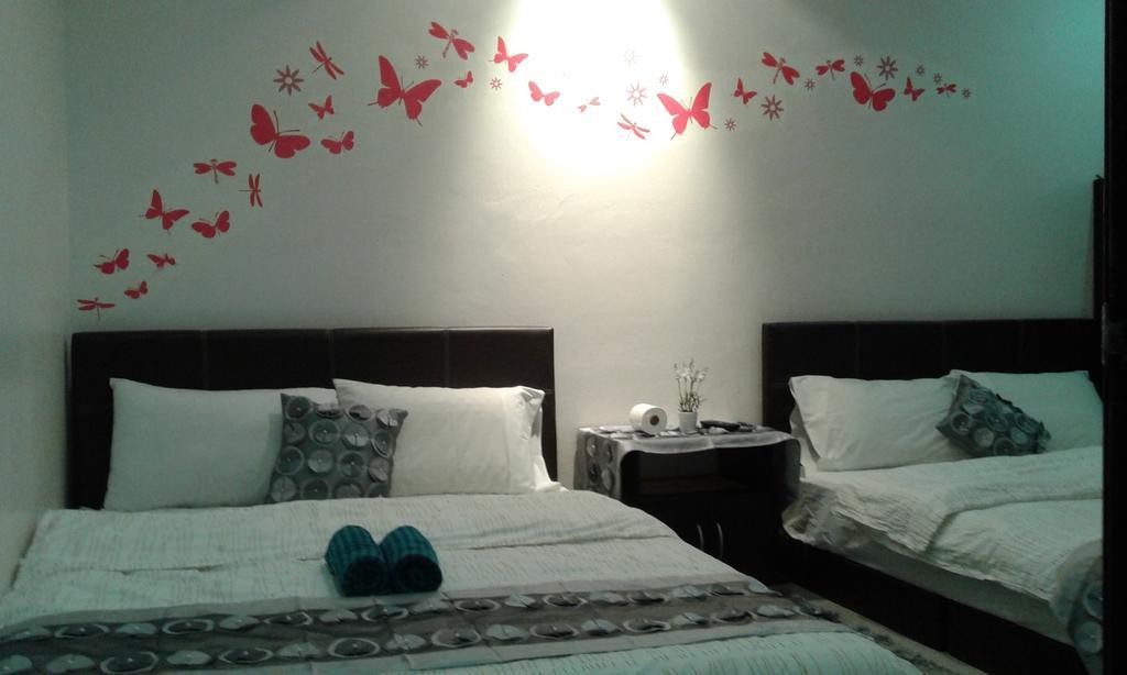 Best Seven Inn Kuah Chambre photo